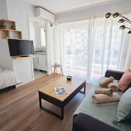 Apartment Coeur De Juan - Studio, 4p, Pk, Ac, Centre & *